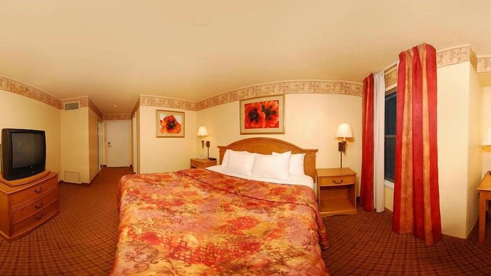 Pan American Inn And Suites 阿尔伯克基 外观 照片