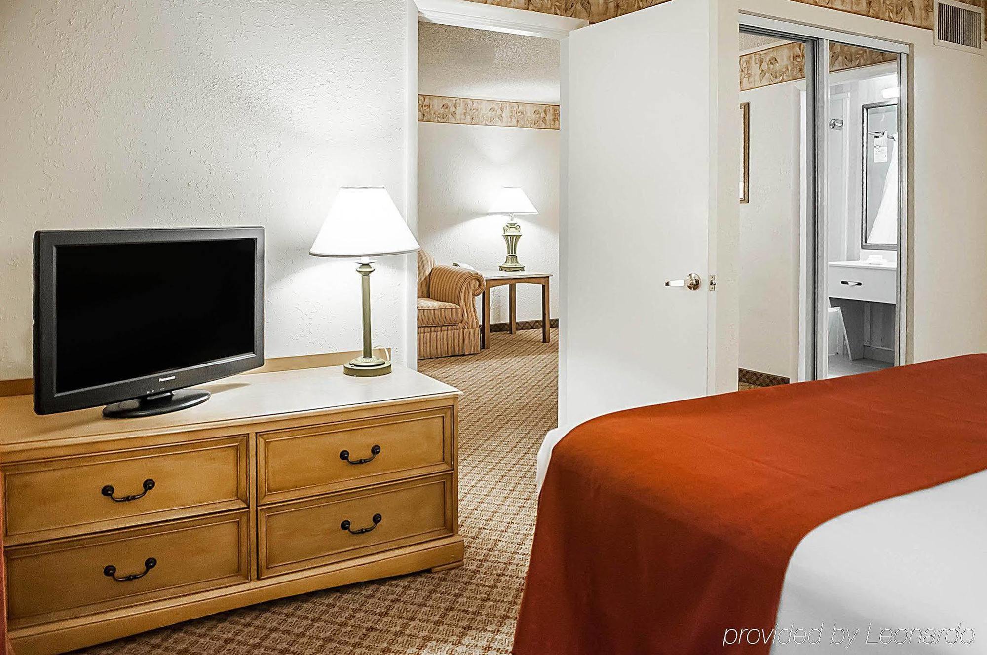 Pan American Inn And Suites 阿尔伯克基 外观 照片