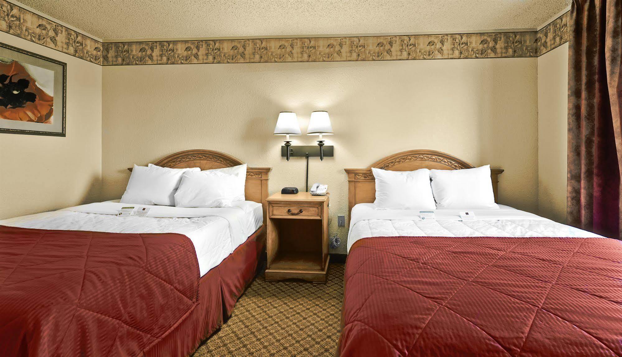 Pan American Inn And Suites 阿尔伯克基 外观 照片